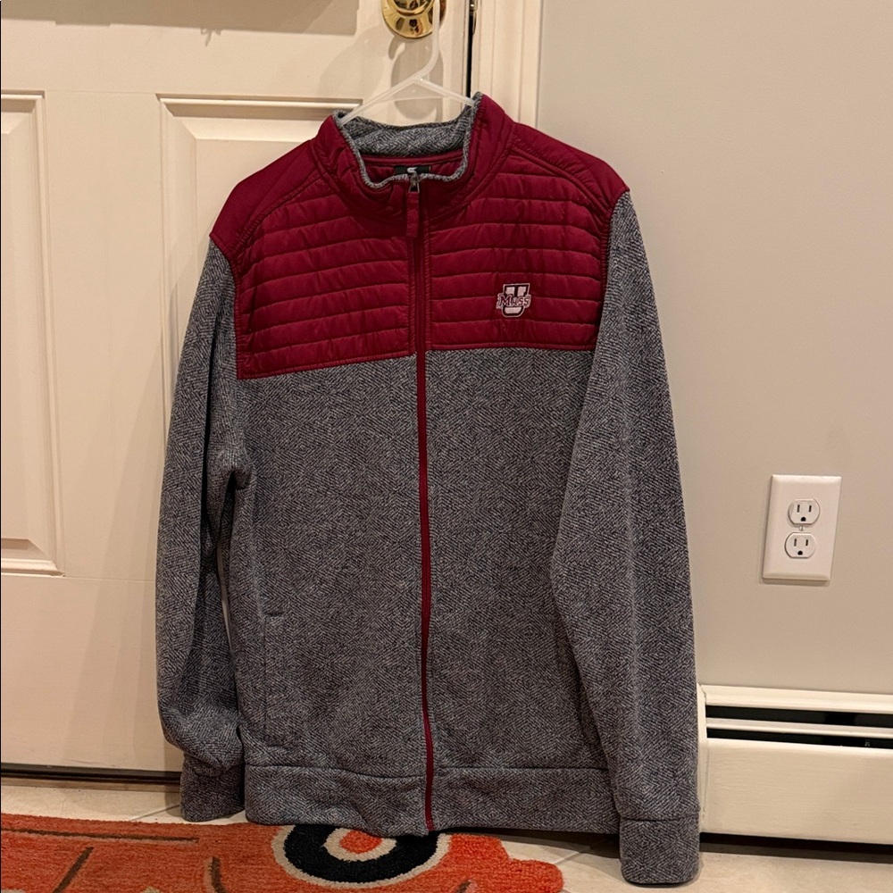 NEW Men’s XL UMass Amherst Fleece Jacket